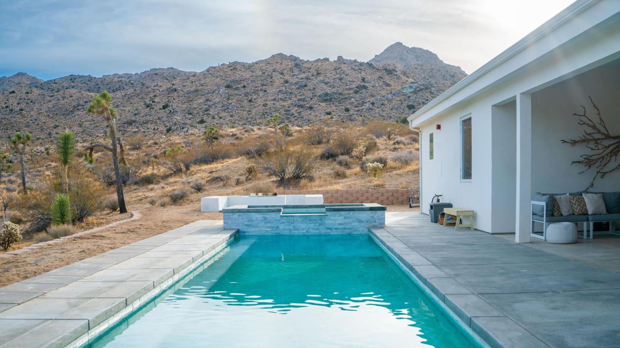 Experience Desert Serenity Gateway To Joshua Tree Luaran gambar