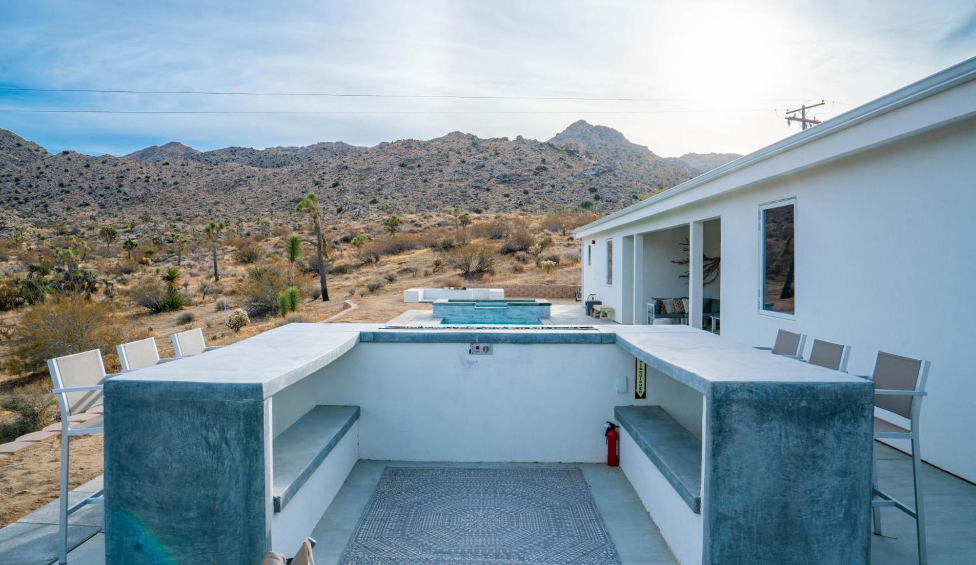 Experience Desert Serenity Gateway To Joshua Tree Luaran gambar